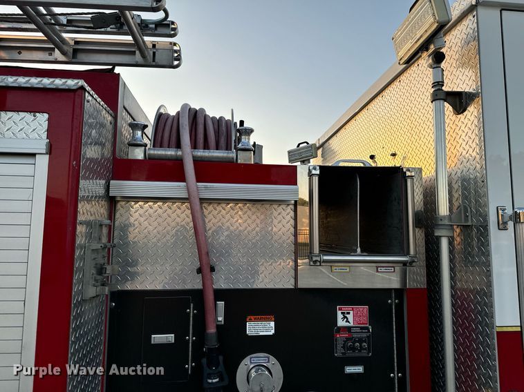 image for item DX1448 2005 HME 1872 pumper fire truck