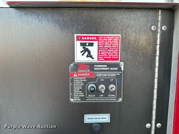 image for item DX1448 2005 HME 1872 pumper fire truck