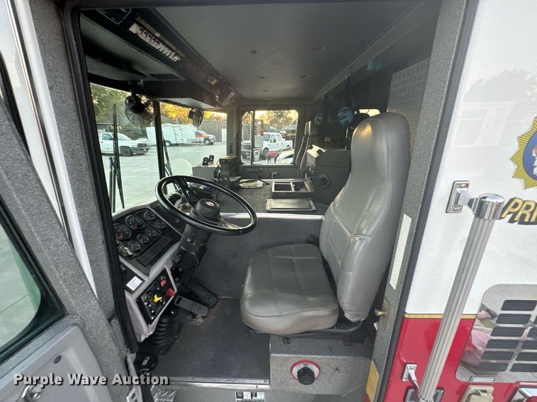 image for item DX1448 2005 HME 1872 pumper fire truck