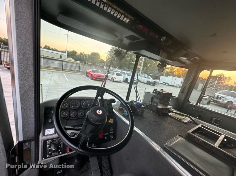 image for item DX1448 2005 HME 1872 pumper fire truck