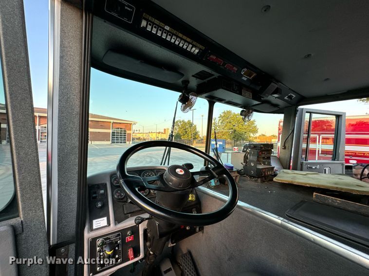 image for item DX1448 2005 HME 1872 pumper fire truck