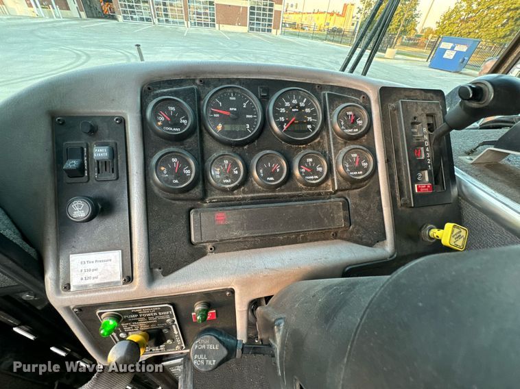 image for item DX1448 2005 HME 1872 pumper fire truck