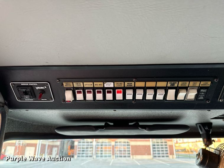 image for item DX1448 2005 HME 1872 pumper fire truck