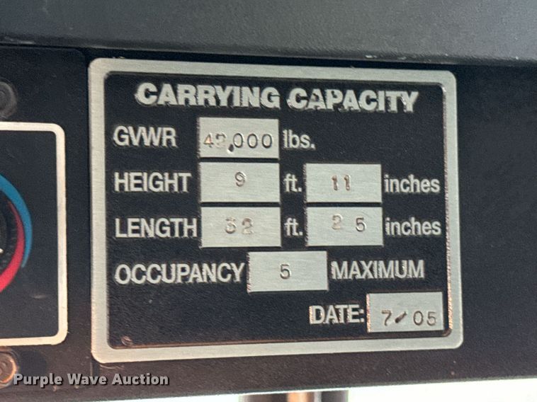 image for item DX1448 2005 HME 1872 pumper fire truck