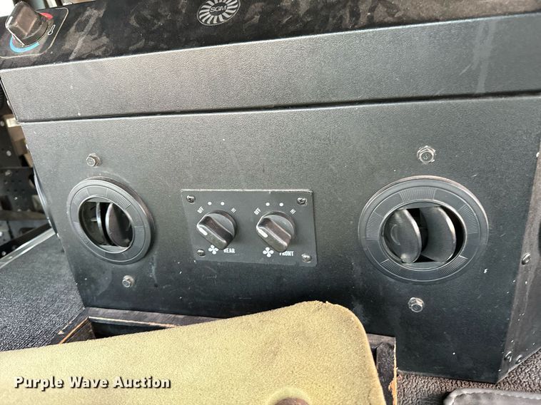 image for item DX1448 2005 HME 1872 pumper fire truck