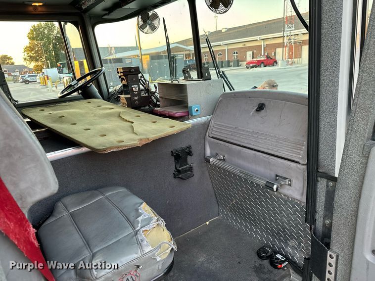 image for item DX1448 2005 HME 1872 pumper fire truck