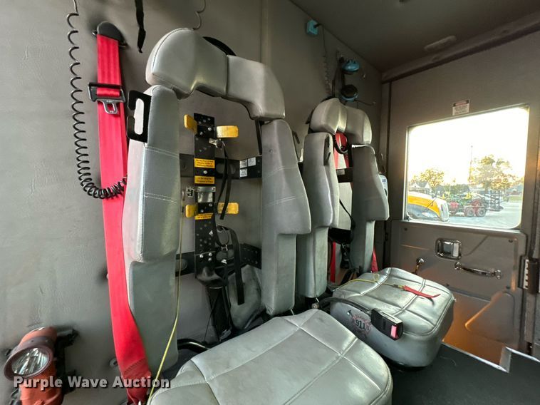 image for item DX1448 2005 HME 1872 pumper fire truck