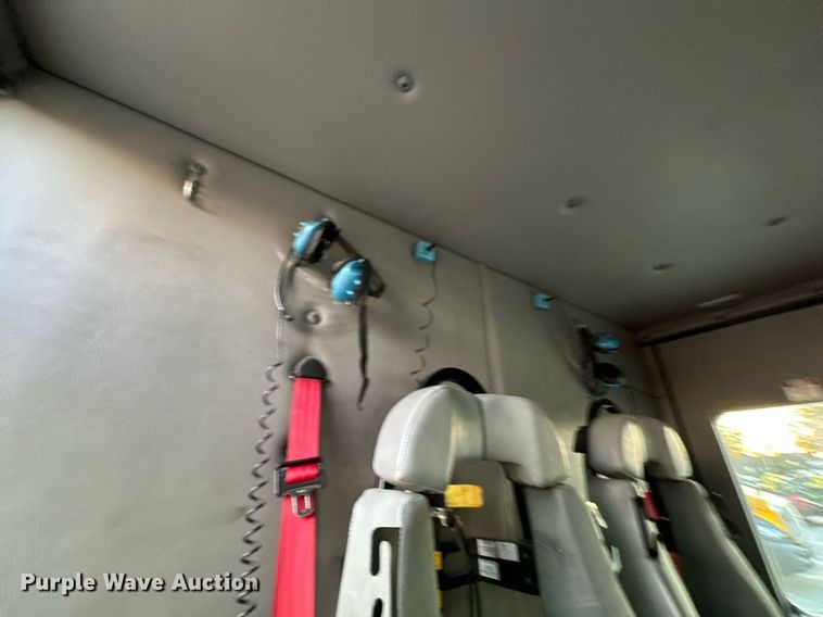 image for item DX1448 2005 HME 1872 pumper fire truck