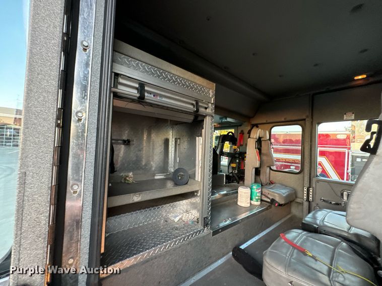 image for item DX1448 2005 HME 1872 pumper fire truck