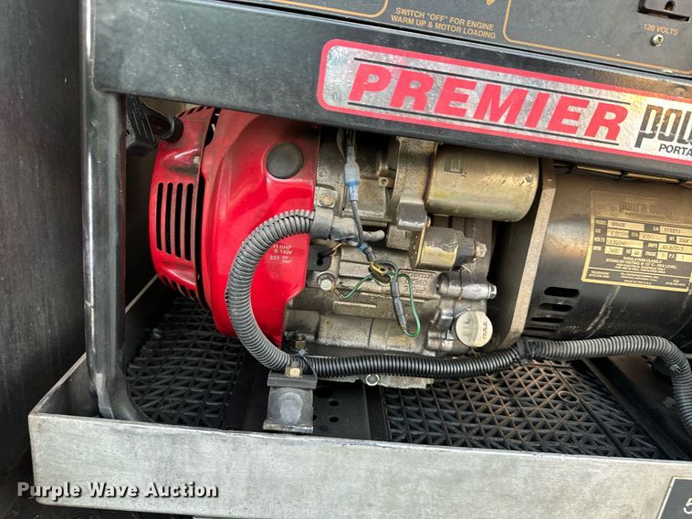 image for item DX1448 2005 HME 1872 pumper fire truck