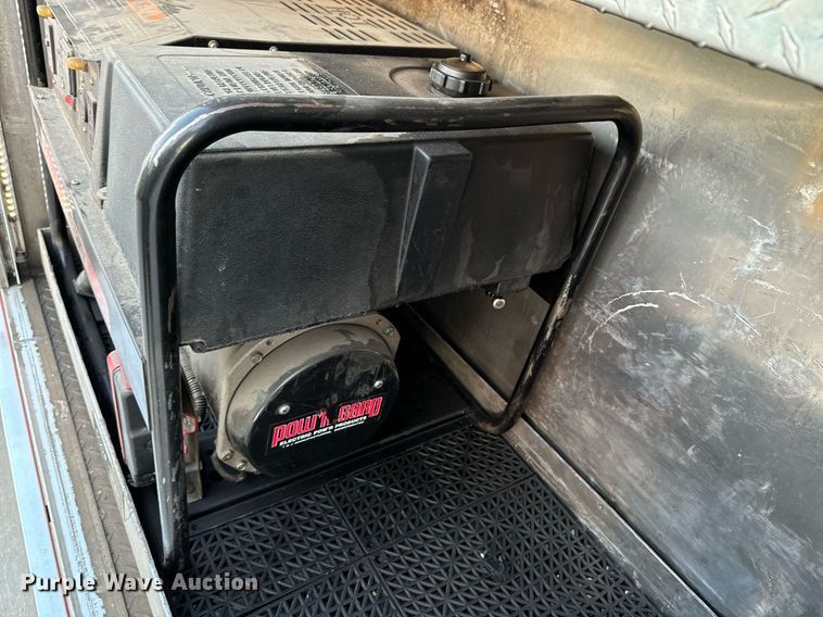 image for item DX1448 2005 HME 1872 pumper fire truck