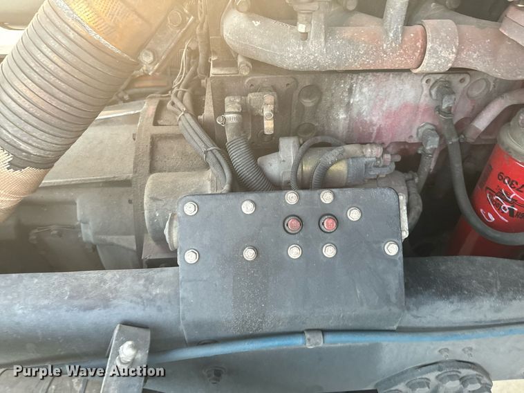 image for item DX1448 2005 HME 1872 pumper fire truck