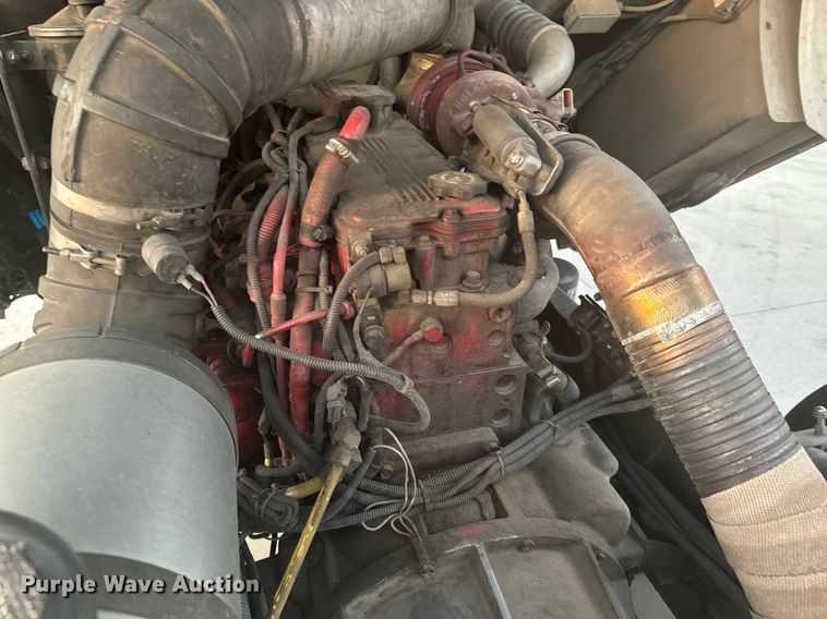 image for item DX1448 2005 HME 1872 pumper fire truck