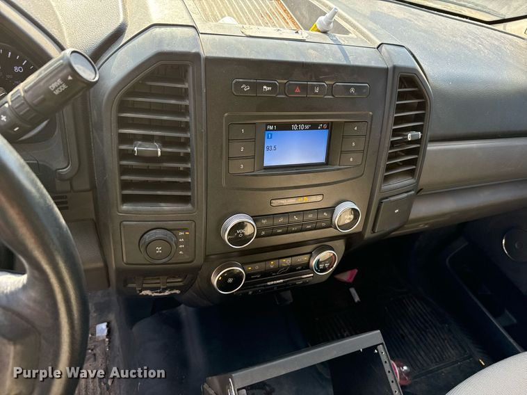 image for item DX3649 2020 Ford Expedition  SUV