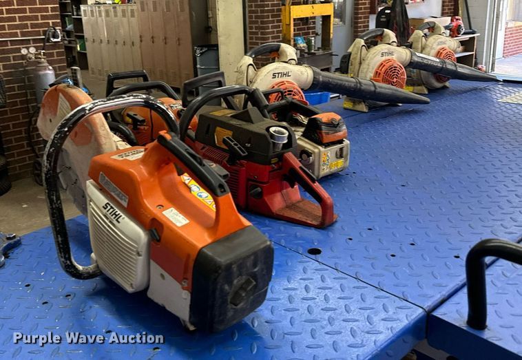 image for item DX3660 Lawn equipment