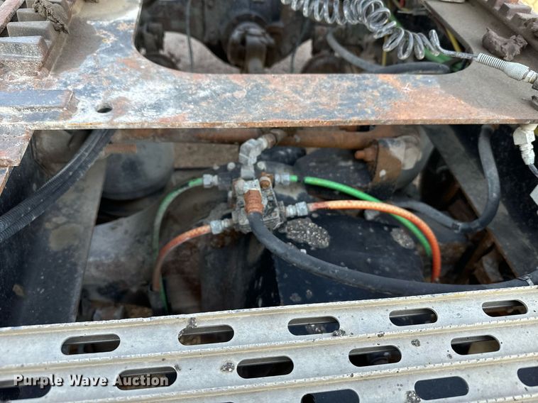 image for item DX3664 1997 Ford LT9000 semi truck