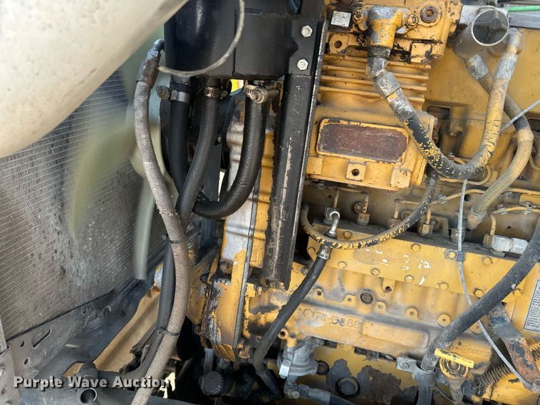 image for item DX3664 1997 Ford LT9000 semi truck