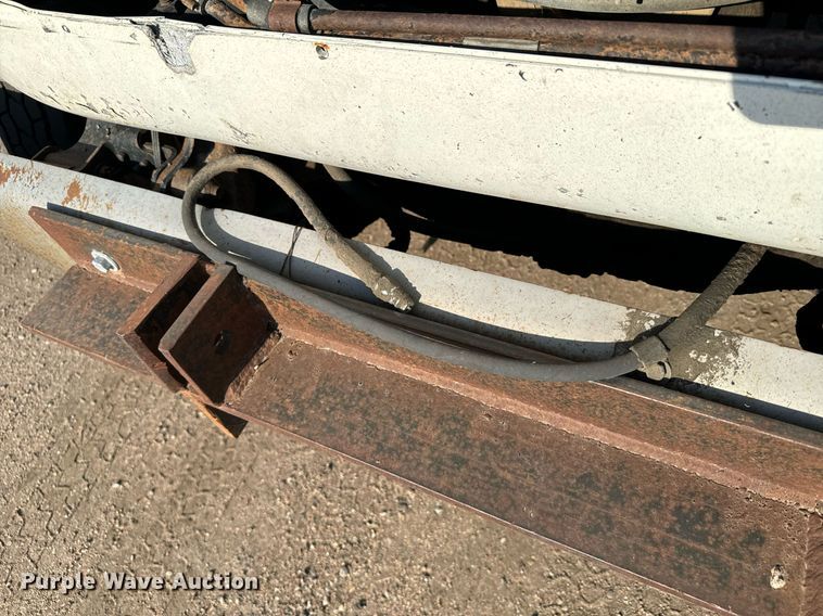 image for item DX3665 1996 Ford  L8000 dump truck