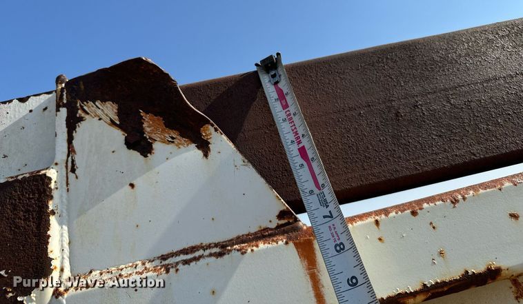 image for item DX3665 1996 Ford  L8000 dump truck