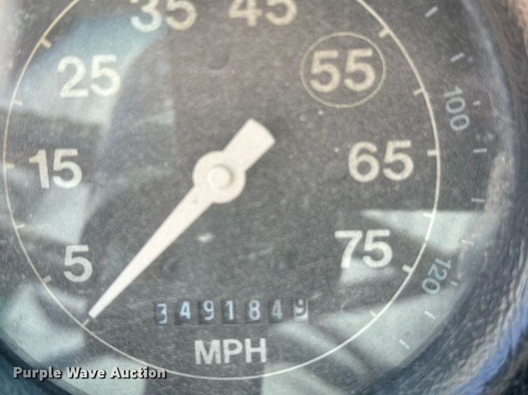 image for item DX3665 1996 Ford  L8000 dump truck