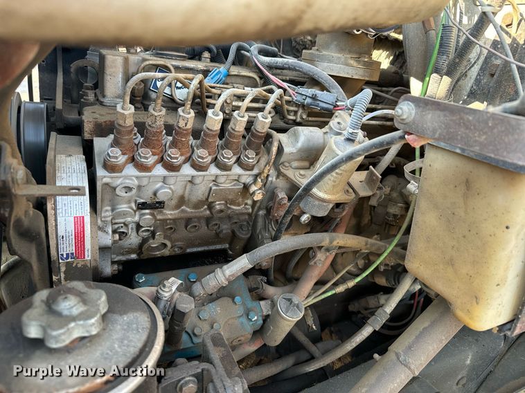 image for item DX3665 1996 Ford  L8000 dump truck