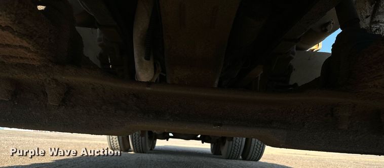 image for item DX3665 1996 Ford  L8000 dump truck