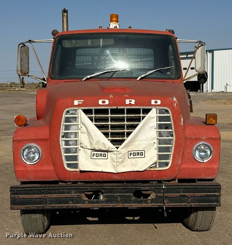 image for item DX3666 1975 Ford 8000 winch truck