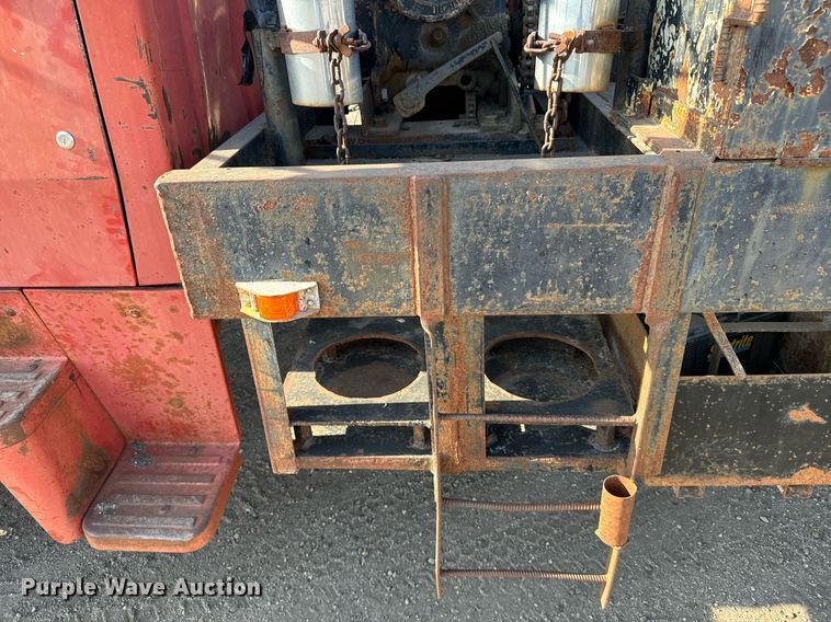 image for item DX3666 1975 Ford 8000 winch truck