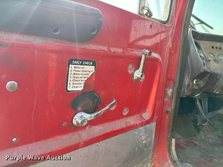 image for item DX3666 1975 Ford 8000 winch truck