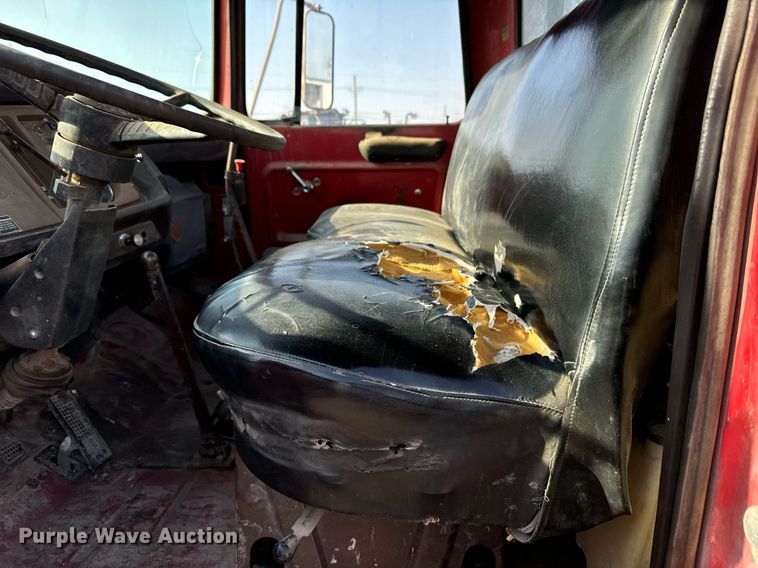 image for item DX3666 1975 Ford 8000 winch truck