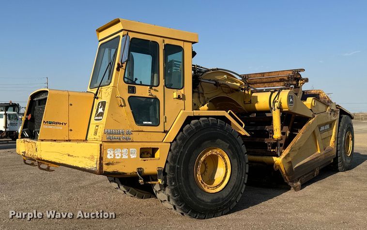 image for item DX3667 1995 John Deere 862B elevating scraper