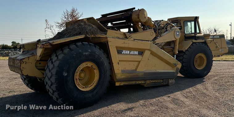 image for item DX3667 1995 John Deere 862B elevating scraper