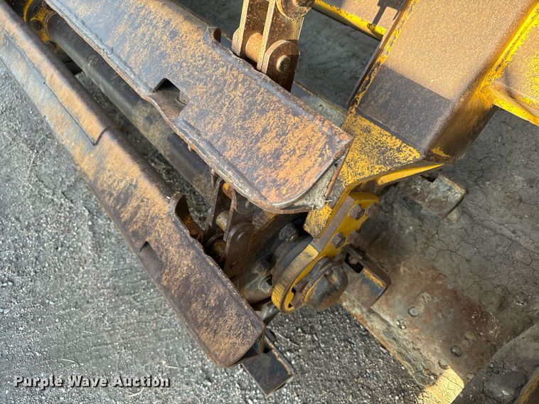 image for item DX3667 1995 John Deere 862B elevating scraper