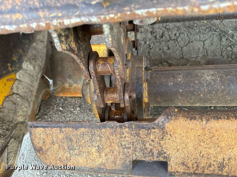 image for item DX3667 1995 John Deere 862B elevating scraper