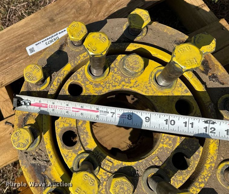 image for item DX3673 (8) John Deere dual wheel hubs