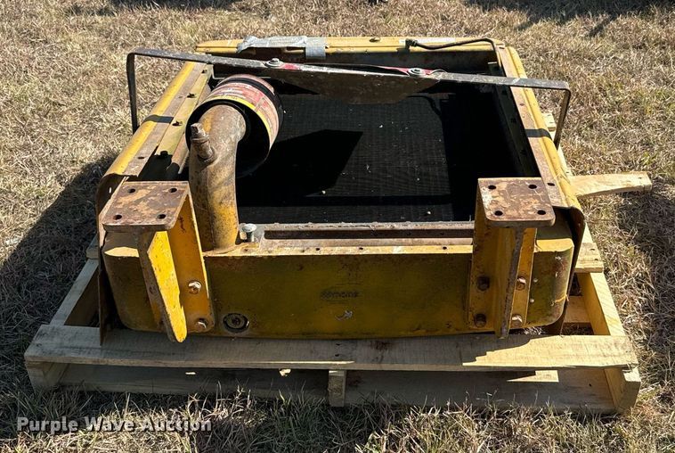 image for item DX3677 Radiator