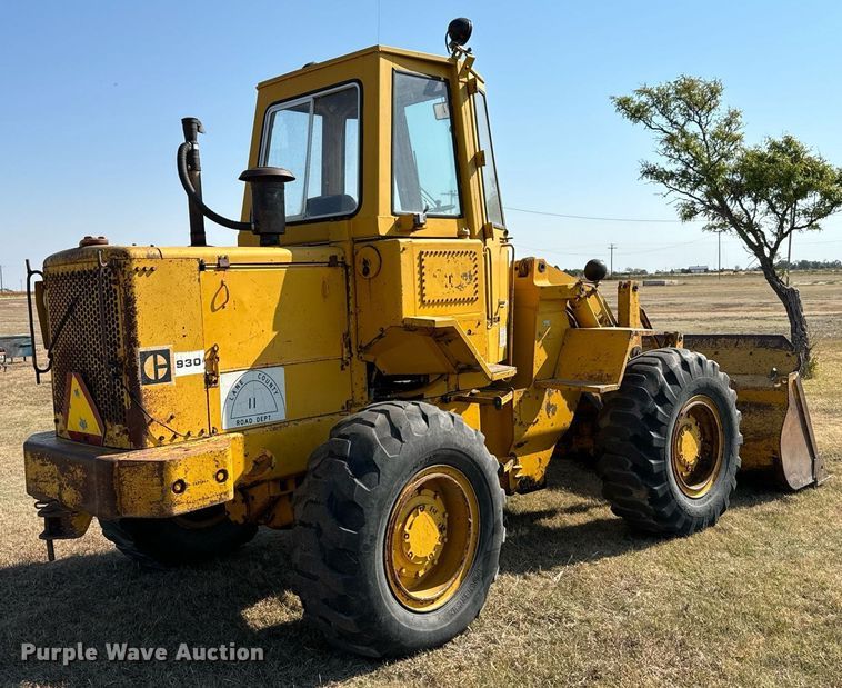 image for item DX3686 1971 Caterpillar 930 wheel loader