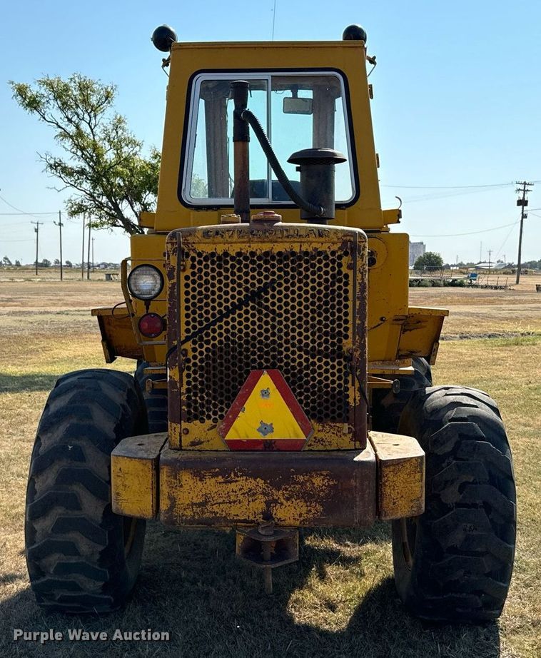 image for item DX3686 1971 Caterpillar 930 wheel loader