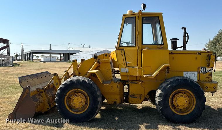 image for item DX3686 1971 Caterpillar 930 wheel loader