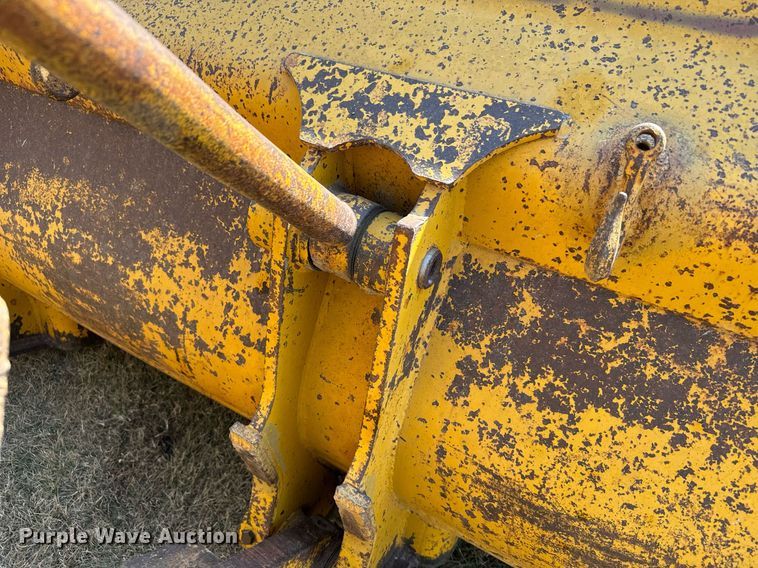 image for item DX3686 1971 Caterpillar 930 wheel loader