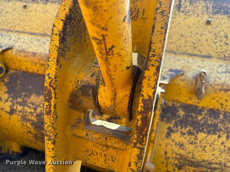 image for item DX3686 1971 Caterpillar 930 wheel loader