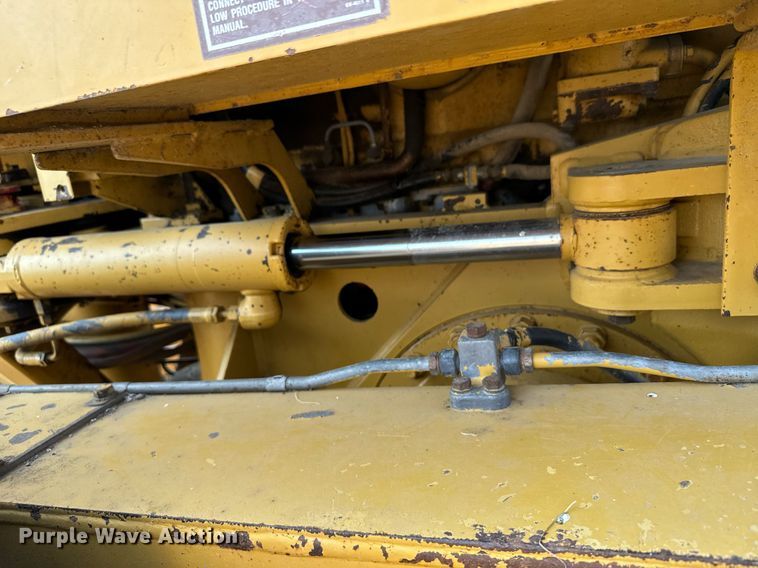 image for item DX3687 1995 Caterpillar 140G VHP motor grader