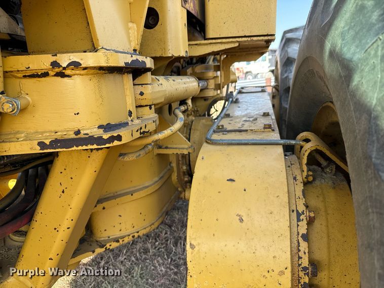 image for item DX3687 1995 Caterpillar 140G VHP motor grader