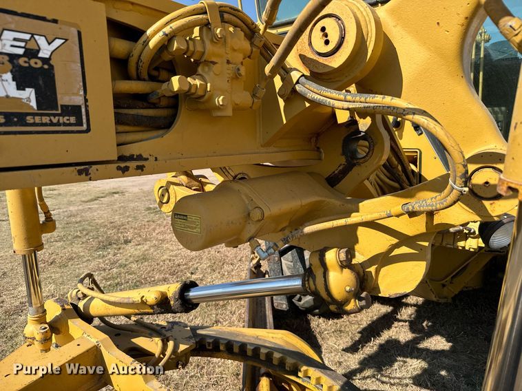 image for item DX3687 1995 Caterpillar 140G VHP motor grader