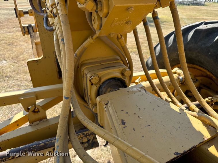 image for item DX3687 1995 Caterpillar 140G VHP motor grader