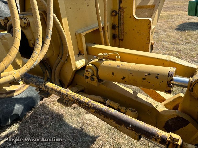 image for item DX3687 1995 Caterpillar 140G VHP motor grader