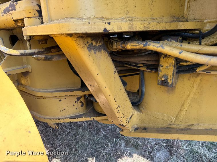 image for item DX3687 1995 Caterpillar 140G VHP motor grader