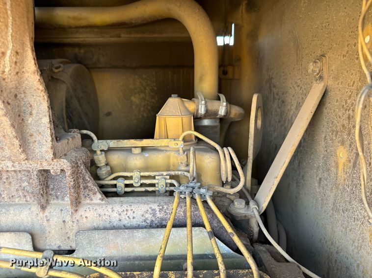 image for item DX3687 1995 Caterpillar 140G VHP motor grader