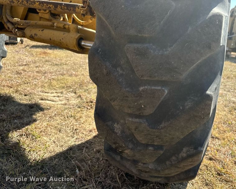 image for item DX3687 1995 Caterpillar 140G VHP motor grader