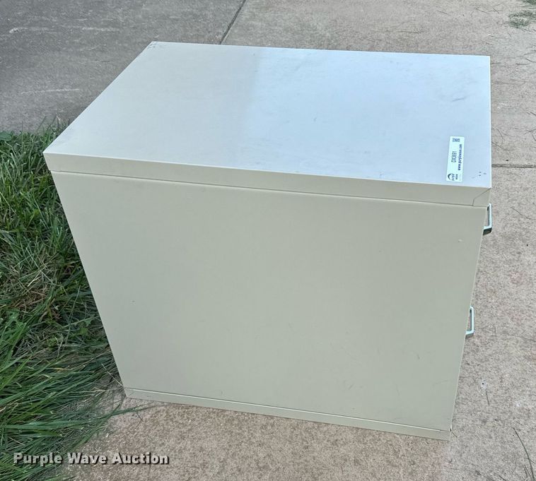 image for item DX3691 Office furniture